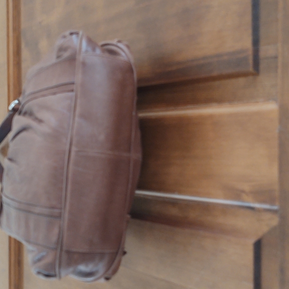 Perlina Genuine Leather Shoulder bag - Picture 5 of 13